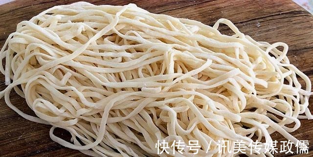 蛋白质含量|长期吃面食，跟长期吃米饭的人，有什么不同？哪种身体更健康？