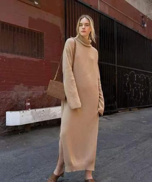 ?女人过了50岁，多穿这3种“冻龄裙”，时髦气质，女儿都夸年轻