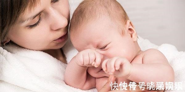 智力|宝宝有几个异常,警惕是智力低下的信号,2岁前及时干预还有救