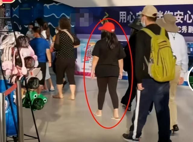 李湘|11岁王诗龄身高1米7,身材壮实不输爸,每月7万伙食费发育好