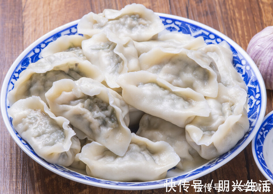要想饺子好吃，调馅很关键，多放此3样，包出来的饺子特别香