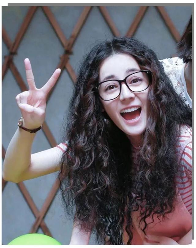 发型 女人50岁以后,这些4种“老奶奶发型”建议别留,实在又土又显老