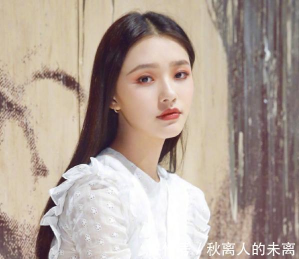 中分|脸上有3个特点的女生,不适合留中分!侧分大刘海更适合你