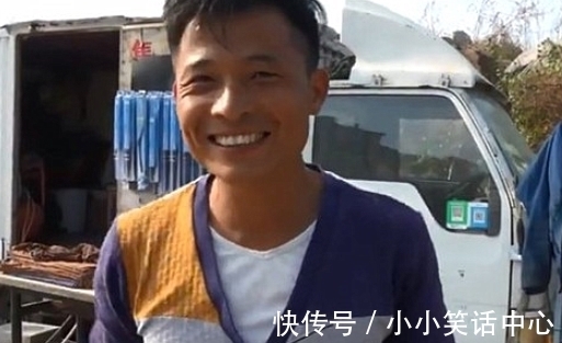 洗车|2岁萌娃排队求洗滑板车,暖心老板融化:他一直看着我笑