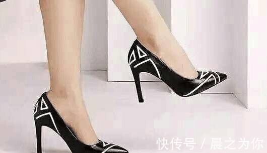 优雅 一双优雅大气的高跟鞋总让人着迷,让你绽放不一样的魅力与风情!