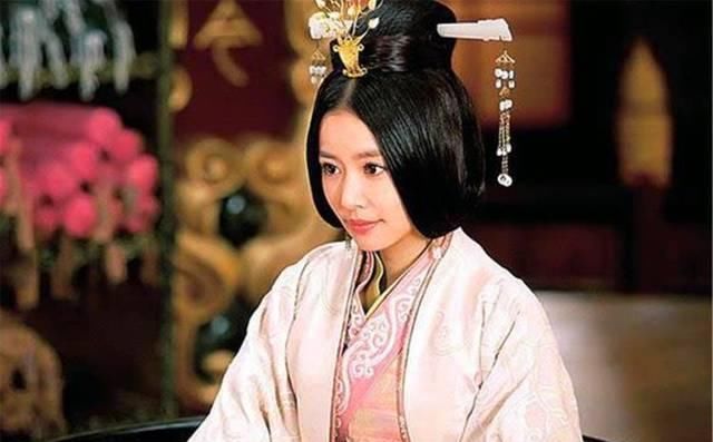 光天化日#朱元璋元宵猜灯谜,一灯上画着妇人抱西瓜,下令:杀了附近所有人