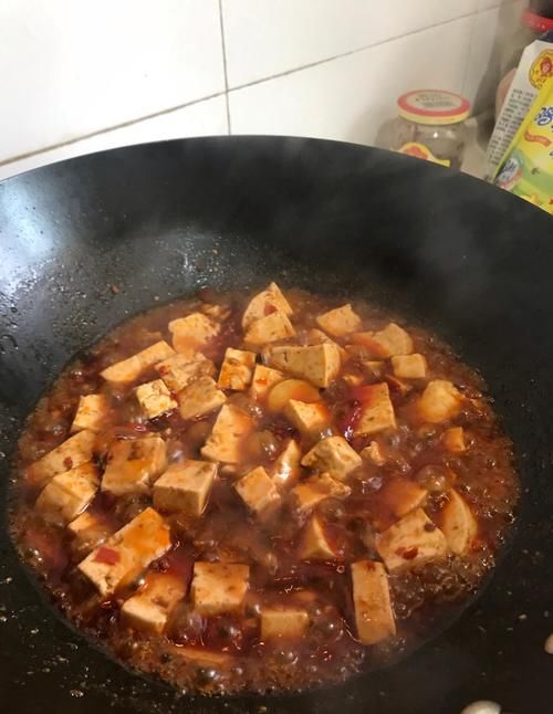 轻轻松松|家常麻婆豆腐,5块钱8分钟轻轻松松搞定!