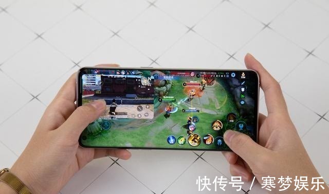 find|一个屏幕同时玩两个游戏！ColorOS 12这是什么神仙体验？