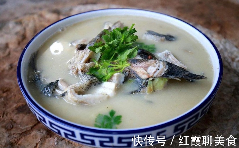 钓鱼|无论煎鱼或煎豆腐,直接用油煎就错了!多做1步,不粘锅不破皮