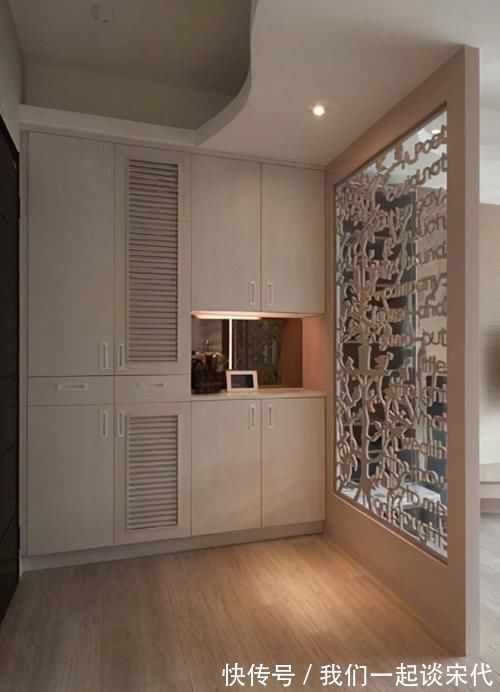 木栅栏|无玄关户型还只知道靠墙打柜子？光秃秃的不如装个假玄关，高级！