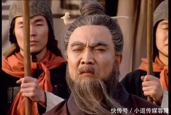 盗墓|三国时期曹操盗了谁的墓,足足养活军队3年,究竟有多少金银财宝