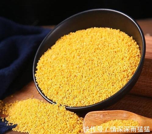 春天钓鲫鱼的窝料制作方法(简单实用)