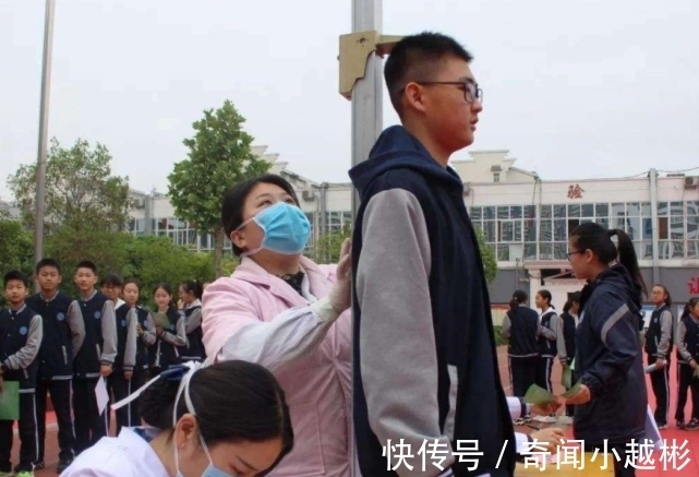 一日三餐|现在的00后,为何身高动不动就一米八?4大原因让80、90后泪奔!