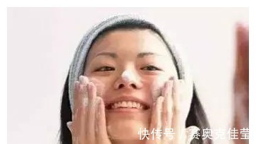 角质层|早晚洗脸都用洗面奶?难怪你的皮肤干燥还长皱纹!