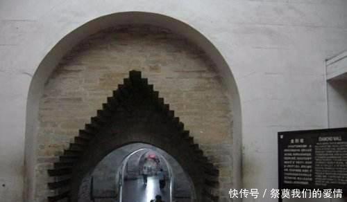 大明|清朝、俄国和英国的皇冠和大明凤冠一比,显得根本不够看!