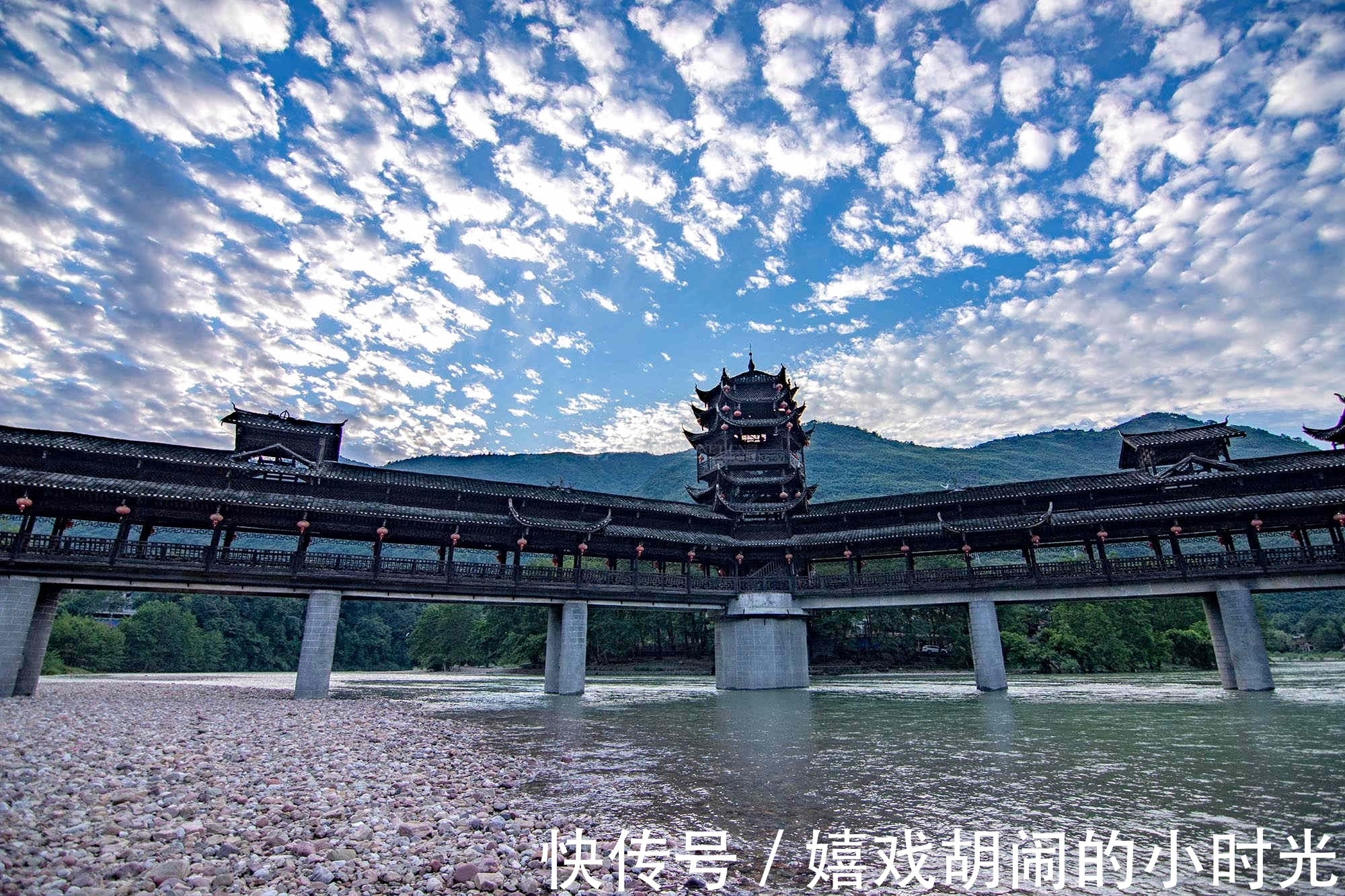 风雨桥|藏在深山的世界最长风雨桥不是山水画，却是山水