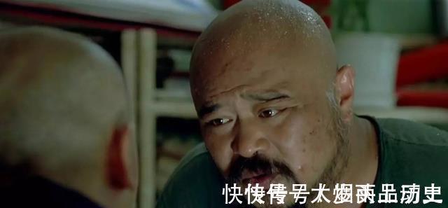 演艺界$李琦书法被批评：装模作样地乱写一通，毫无书法的魅力与章法