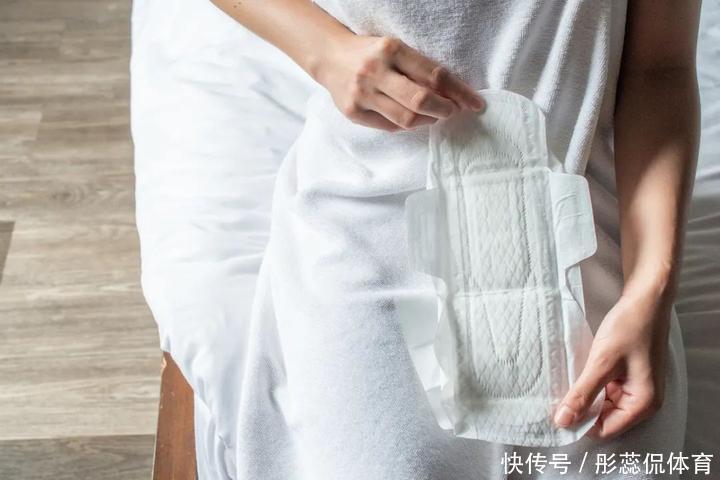 初一女儿两个月没来例假,杭州妈妈急了,去医院一查,竟是这个原因…