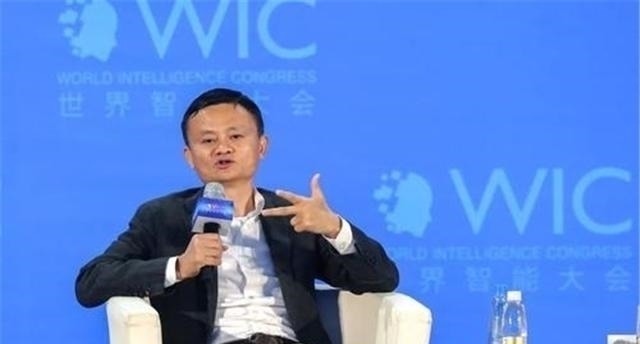拼多多|中国电商“大洗牌”，阿里巴巴营收排第二，榜首营收1211亿