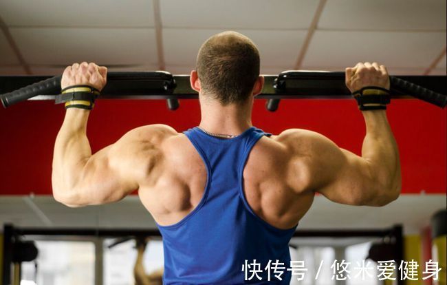 杠铃|怎么锻炼手臂力量?4个动作每天练1次,让你的手臂肌肉更强壮