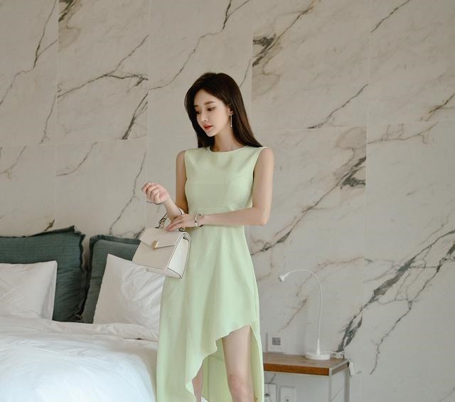 轻盈|孙允珠高清美图姜黄柠檬轻盈雅致仙幻及膝裙