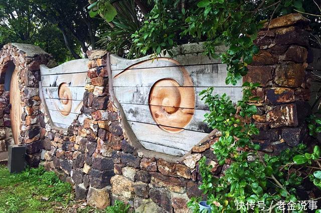 27年前顾城砍杀妻子,随即自缢而亡独留幼子,之后他怎么样了