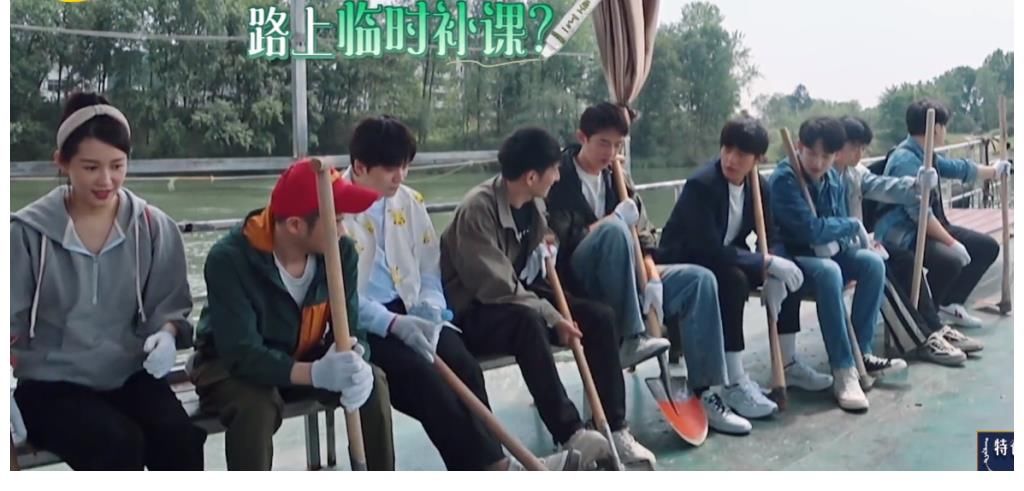 何炅老师|希希好可怜！仓库易主，张艺兴彭昱畅开车拉东西，他敢怒不敢言