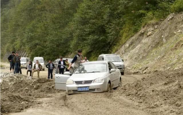 不小|跑一趟川藏线才知道，国产车和日系车差距真不小，车主真扎心