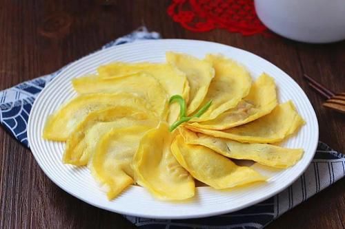 黄金蛋饺:漂亮又好吃,蒸着吃、涮火锅、煮汤都可以