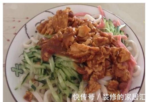 1把面条,2个鸡蛋,碗里一拌,汤汁浓郁,快速光盘,10分钟搞