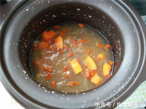 磨皮|此菜是“天然粉底液”,每周吃2次,自带磨皮效果,嫩滑无斑点!