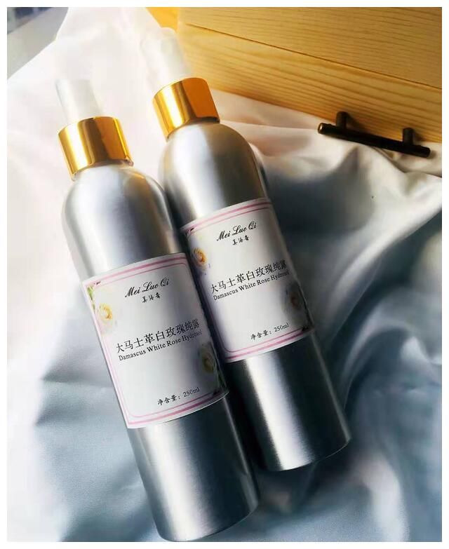 皮肤干爱出油肤色暗爽肤水怎么选?强修复拯救烂脸有望从拾水光肌