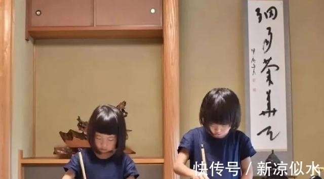 小m|人类幼崽有多可爱?这坑娃的妈给女儿拍了近千张“丑照”