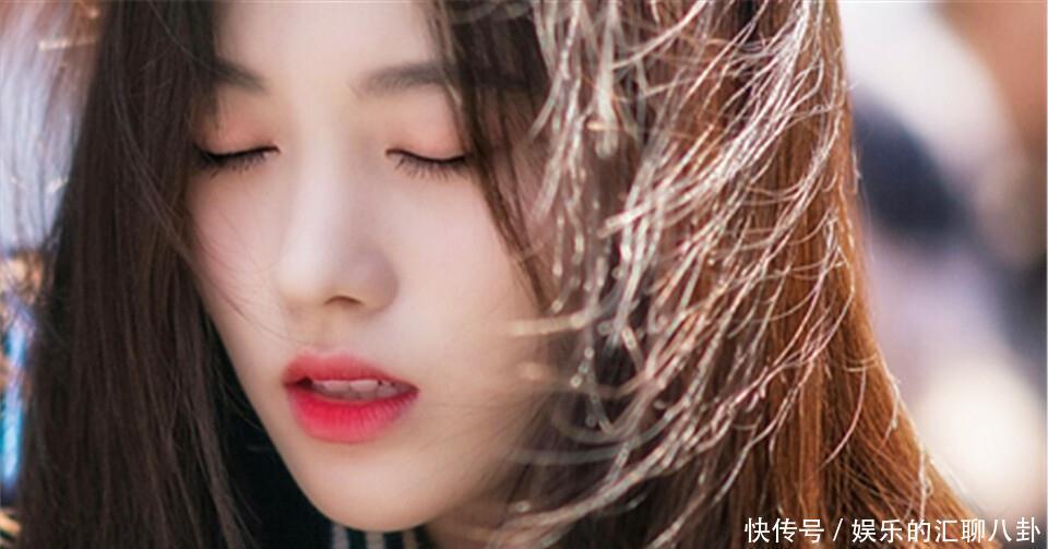 口红|普通女生有3个特征,到了30岁也有少女感,老天爷赏饭吃