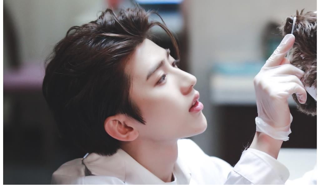 节目组|为博热度毫无下限!郭麒麟遭跑男辱骂身材肥胖,全网讨伐恐被封停