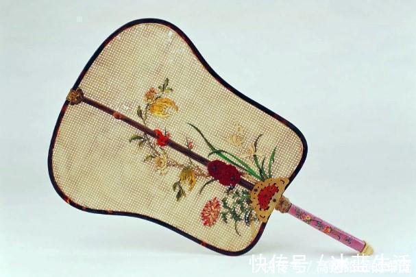 雍正@现代时尚设计师的灵感很多都来源于雍正《十二美人图》,不信你看