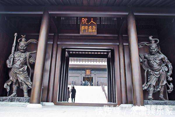 材料|国内最“安全”的寺庙建造专用防弹材料每天只接400游客