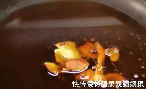 过年炸过鱼的油别再倒掉了!里边加点它,腥味即刻消,废油变新油