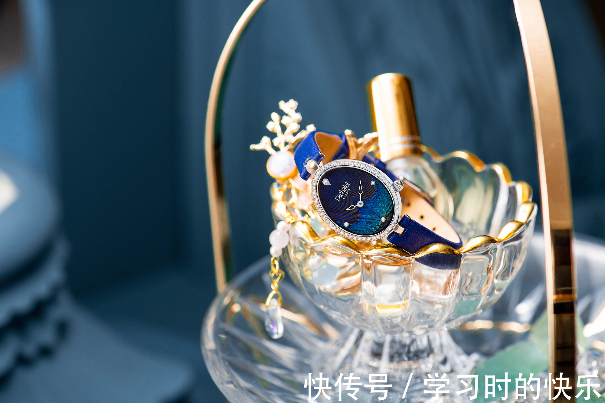 穿衣风格&女生手表戴左手还是右手好?建议从这3个方面考虑,以免被人笑话