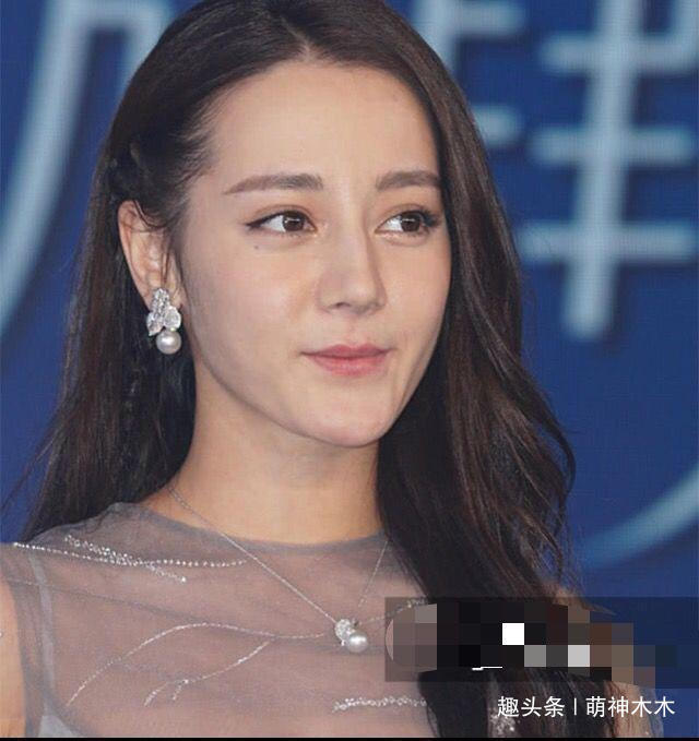 热巴颜值下降被曝每期要求《极挑》后期磨皮，镜头加厚美颜！