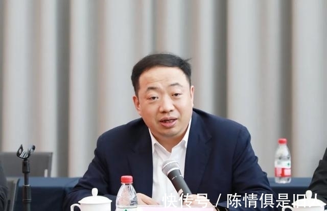 华为副总裁来新区,看了些什么?