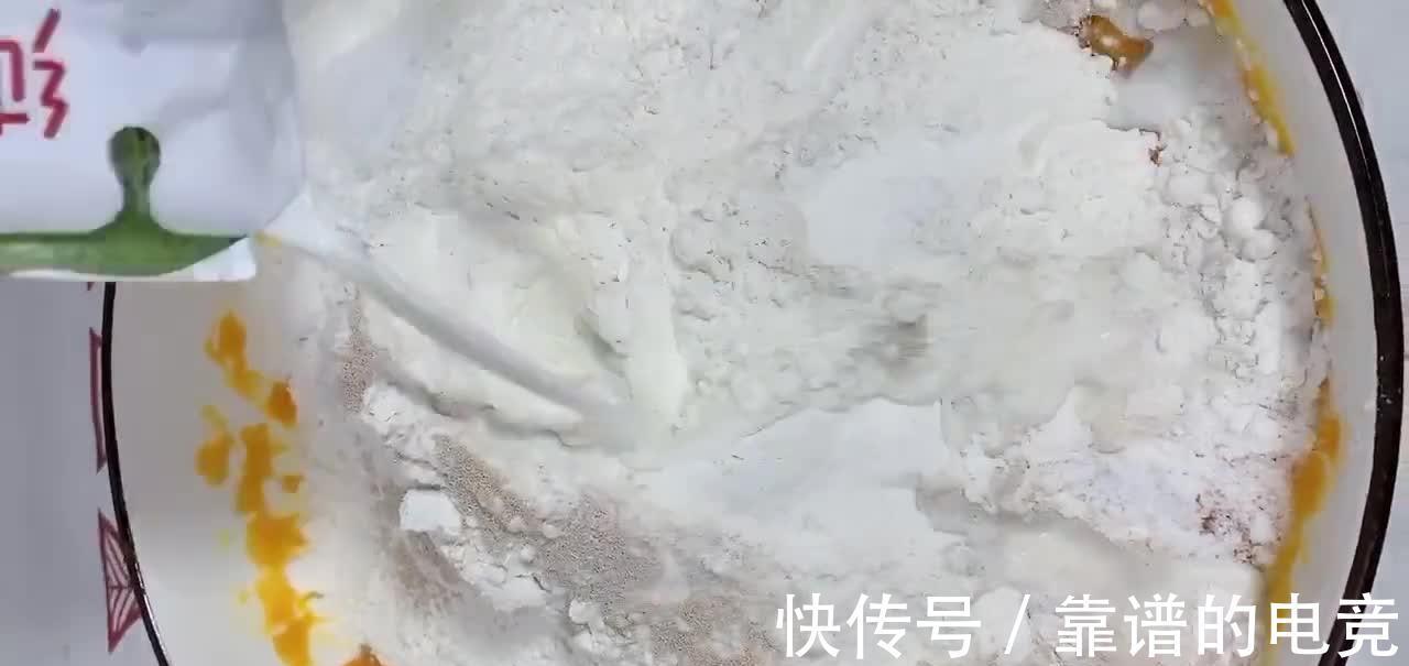 南瓜红豆花卷大做法，口感暄软香甜营养丰富，粗粮细作的传统代表