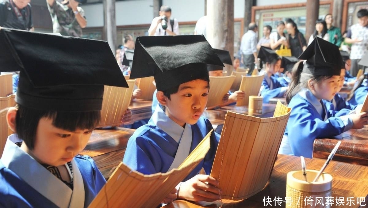 书童|古代的书生为什么身边都有一个书童,他们要干嘛?有什么用?