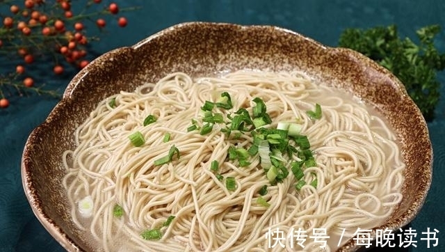 高蛋白食物|面条升糖快，怎样吃面才能不升血糖？