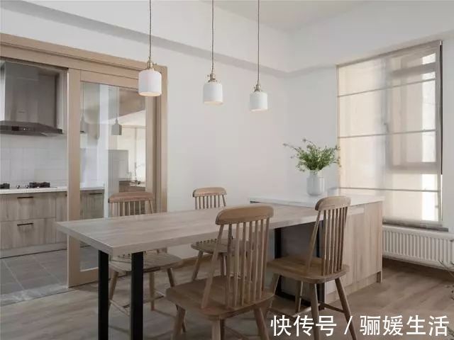 玄关|127㎡混搭新居，进门全景玄关，阳台改茶室，太迷人了