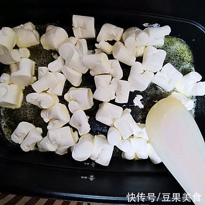 黄油|几分钟搞定棉花糖版雪花酥，一步就搞定