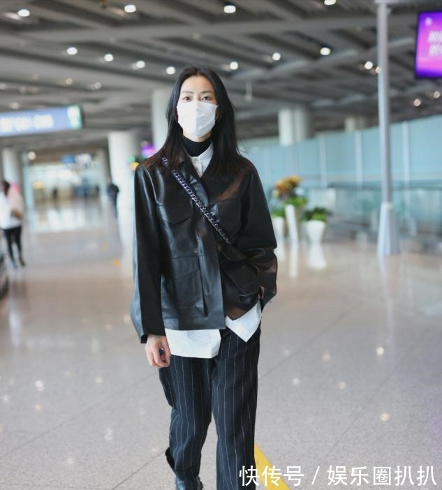 衬衣 刘雯日常穿搭也有高级范儿,花衬衣配夹克外套,酷帅又显气场!