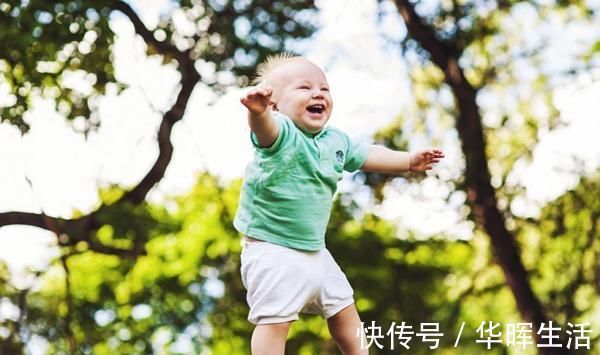 孩子|孩子三岁前这些坏习惯，或意味智商高，家长可别盲目阻止