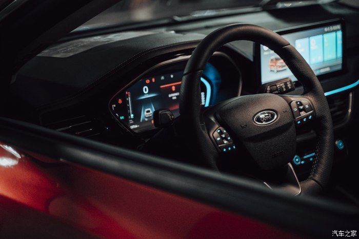 魅力雪境-与福克斯一起探索呼伦贝尔的冬天