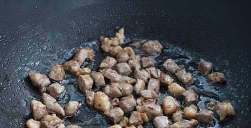 瀑布|自制美味诱人的大披萨,瀑布拉丝老过瘾了,比必胜客里的还好吃!